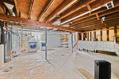 Tiny photo for 22487 U.s. 6, Grand Rapids, OH 43522 (MLS # 10004509)