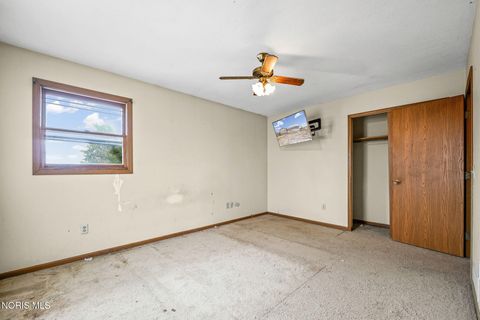 Tiny photo for 22487 U.s. 6, Grand Rapids, OH 43522 (MLS # 10004509)