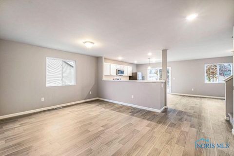 Tiny photo for 1113 Clairmont Avenue, Napoleon, OH 43545 (MLS # 10002806)