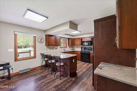 Tiny photo for 28741 White Road, Perrysburg, OH 43551 (MLS # 10007463)