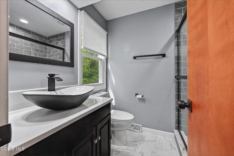 Tiny photo for 28741 White Road, Perrysburg, OH 43551 (MLS # 10007463)