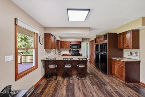 Tiny photo for 28741 White Road, Perrysburg, OH 43551 (MLS # 10007463)