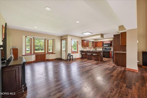 Tiny photo for 28741 White Road, Perrysburg, OH 43551 (MLS # 10007463)