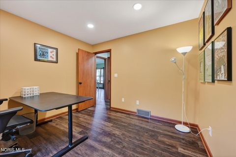 Tiny photo for 28741 White Road, Perrysburg, OH 43551 (MLS # 10007463)