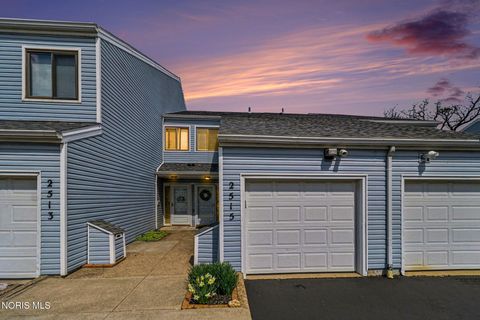 Tiny photo for 2515 W Village Drive, Toledo, OH 43614 (MLS # 10006060)