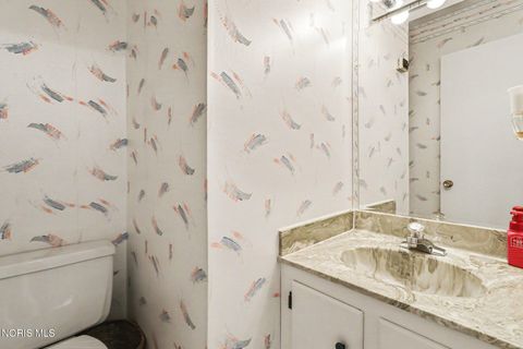 Tiny photo for 2515 W Village Drive, Toledo, OH 43614 (MLS # 10006060)