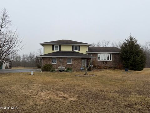 Photo of 23284 W State Route 579, Curtice, OH 43412 (MLS # 10004755)