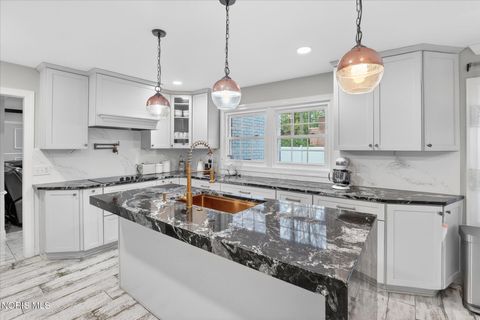 Tiny photo for 4323 Nantuckett Drive, Toledo, OH 43623 (MLS # 10007465)