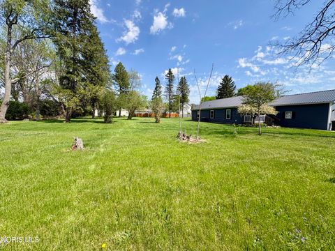 Tiny photo for 0 Thomas Street #Lot 1, Tiffin, OH 44883 (MLS # 10006727)