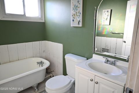 Tiny photo for 2226 Peabody Avenue, Toledo, OH 43614 (MLS # 10002441)