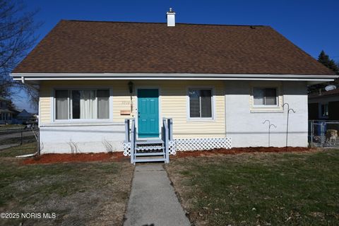 Tiny photo for 2226 Peabody Avenue, Toledo, OH 43614 (MLS # 10002441)