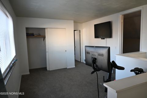 Tiny photo for 2226 Peabody Avenue, Toledo, OH 43614 (MLS # 10002441)