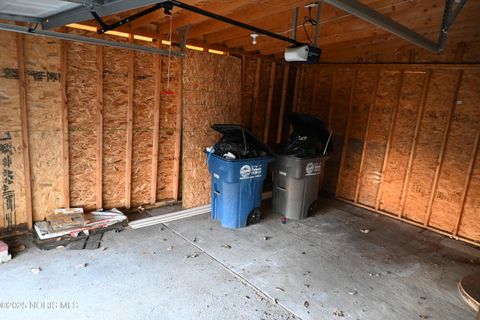 Tiny photo for 2226 Peabody Avenue, Toledo, OH 43614 (MLS # 10002441)