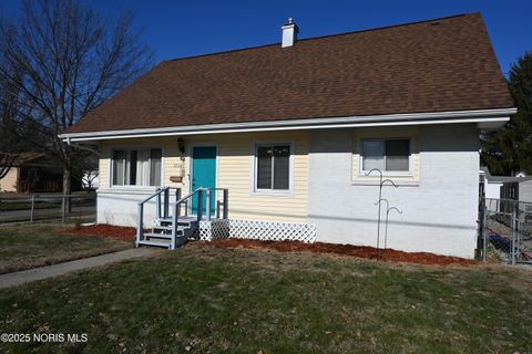 Photo of 2226 Peabody Avenue, Toledo, OH 43614 (MLS # 10002441)