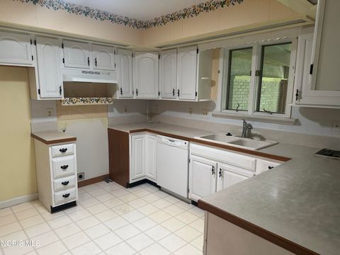 Tiny photo for 1830 Wood Cree Court, Defiance, OH 43512 (MLS # 10008929)