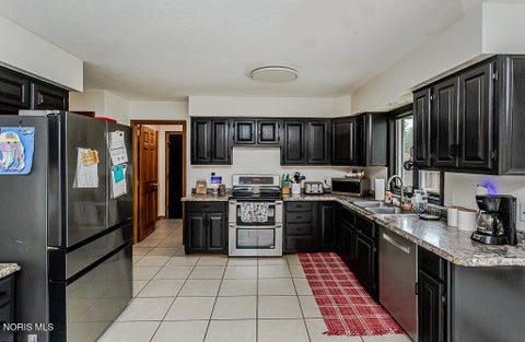 Tiny photo for 6744 Shieldwood Road, Toledo, OH 43617 (MLS # 10014019)