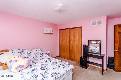 Tiny photo for 6744 Shieldwood Road, Toledo, OH 43617 (MLS # 10014019)