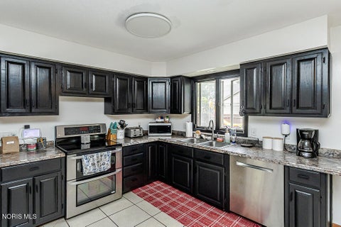 Tiny photo for 6744 Shieldwood Road, Toledo, OH 43617 (MLS # 10014019)