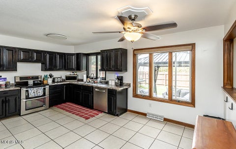 Tiny photo for 6744 Shieldwood Road, Toledo, OH 43617 (MLS # 10014019)