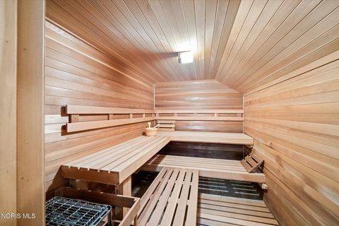 Tiny photo for 5901 Wildwood Lane, Whitehouse, OH 43571 (MLS # 10006795)