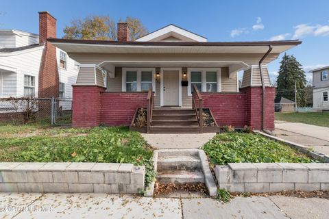 Tiny photo for 427 Oak Street, Toledo, OH 43605 (MLS # 10001712)