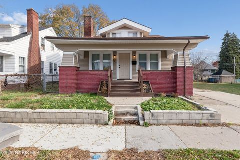 Tiny photo for 427 Oak Street, Toledo, OH 43605 (MLS # 10001712)