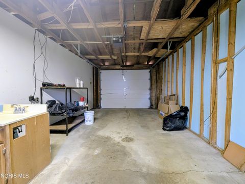 Tiny photo for 201 E North Avenue, Pioneer, OH 43554 (MLS # 10010302)