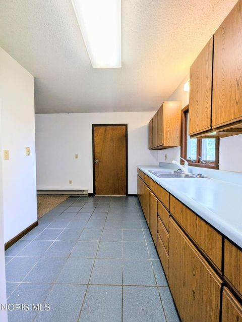 Tiny photo for 201 E North Avenue, Pioneer, OH 43554 (MLS # 10010302)