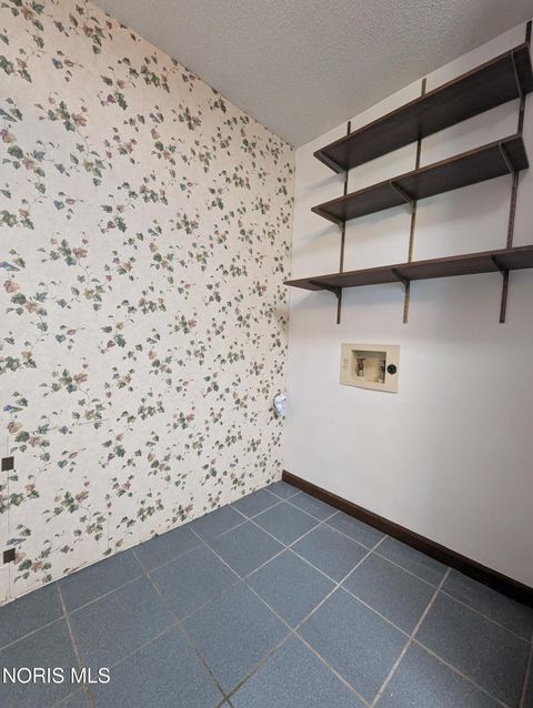 Tiny photo for 201 E North Avenue, Pioneer, OH 43554 (MLS # 10010302)