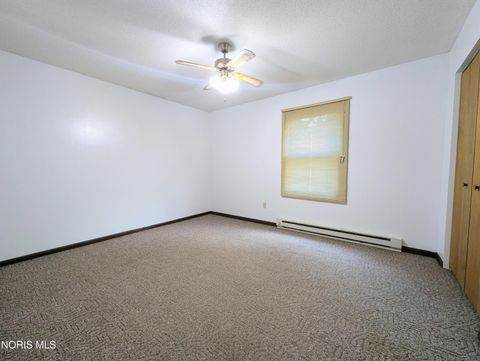 Tiny photo for 201 E North Avenue, Pioneer, OH 43554 (MLS # 10010302)