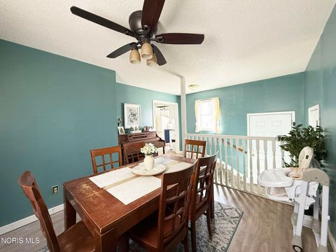 Tiny photo for 817 S Wood Street, Fostoria, OH 44830 (MLS # 10005101)