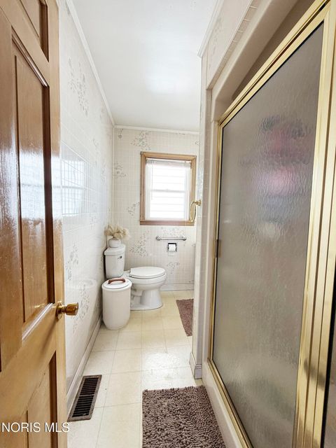 Tiny photo for 817 S Wood Street, Fostoria, OH 44830 (MLS # 10005101)