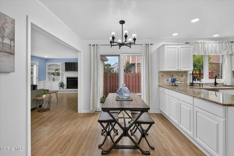 Tiny photo for 2238 Old Planke Road, Holland, OH 43528 (MLS # 10009726)