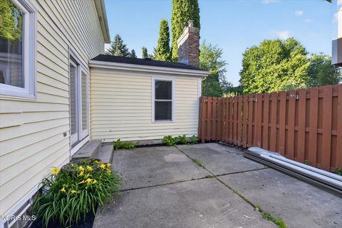 Tiny photo for 2238 Old Planke Road, Holland, OH 43528 (MLS # 10009726)