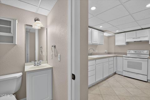 Tiny photo for 2238 Old Planke Road, Holland, OH 43528 (MLS # 10009726)