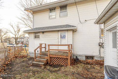 Tiny photo for 855 Brighton Avenue, Toledo, OH 43609 (MLS # 10004828)