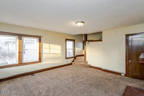 Tiny photo for 855 Brighton Avenue, Toledo, OH 43609 (MLS # 10004828)
