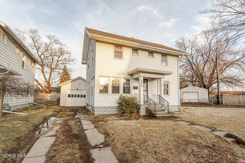 Tiny photo for 855 Brighton Avenue, Toledo, OH 43609 (MLS # 10004828)