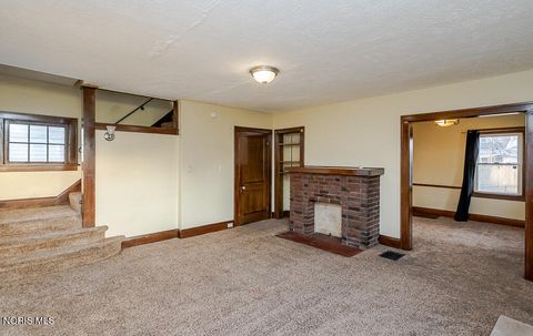 Tiny photo for 855 Brighton Avenue, Toledo, OH 43609 (MLS # 10004828)