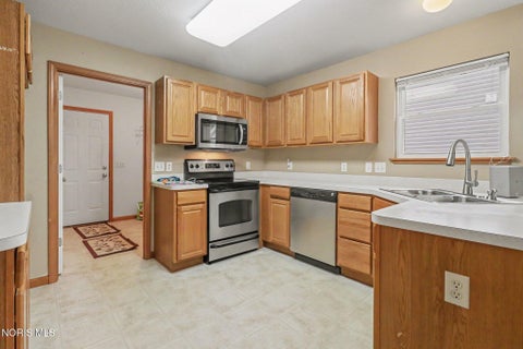 Tiny photo for 6907 Texas Street, Whitehouse, OH 43571 (MLS # 10011780)