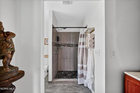 Tiny photo for 325 N Main Street, Bowling Green, OH 43402 (MLS # 10005272)