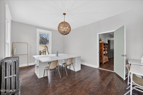 Tiny photo for 325 N Main Street, Bowling Green, OH 43402 (MLS # 10005272)