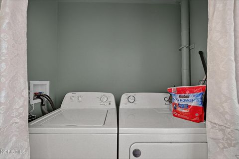 Tiny photo for 325 N Main Street, Bowling Green, OH 43402 (MLS # 10005272)