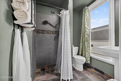 Tiny photo for 325 N Main Street, Bowling Green, OH 43402 (MLS # 10005272)