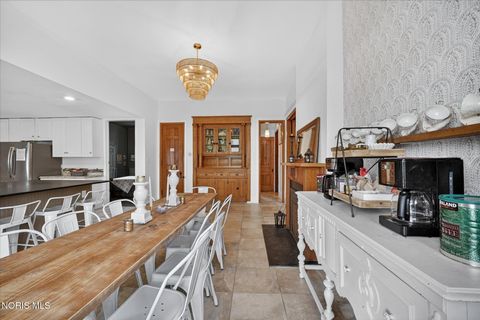 Tiny photo for 325 N Main Street, Bowling Green, OH 43402 (MLS # 10005272)