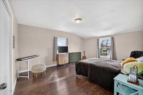 Tiny photo for 325 N Main Street, Bowling Green, OH 43402 (MLS # 10005272)