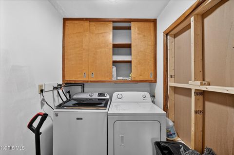 Tiny photo for 325 N Main Street, Bowling Green, OH 43402 (MLS # 10005272)