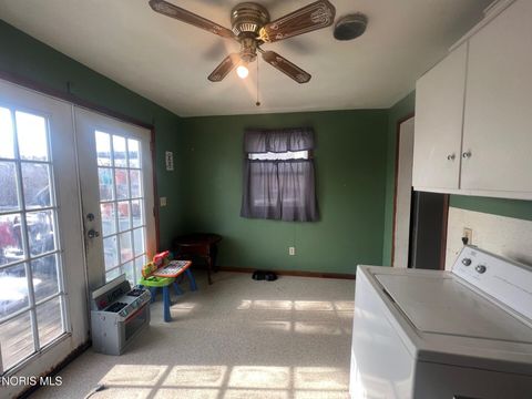 Tiny photo for 5221 Melvin Drive, Toledo, OH 43615 (MLS # 10005126)