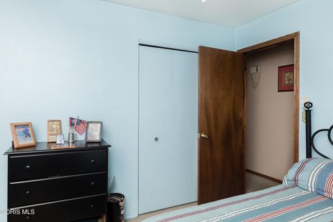 Tiny photo for 704 Northview Drive, Fostoria, OH 44830 (MLS # 10010370)