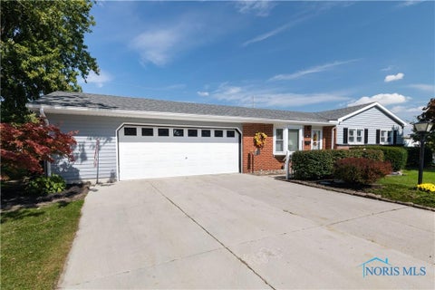 Tiny photo for 704 Northview Drive, Fostoria, OH 44830 (MLS # 10010370)